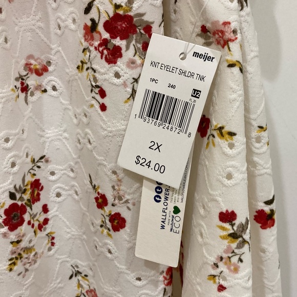 NWT WallFlower 2X cottage core white with rose print eyelet romantic top - Picture 3 of 5